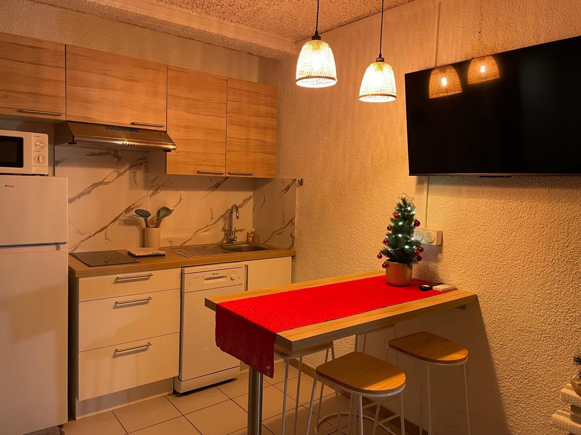 Studio Cosy A 300M De La Mer, Face Aux Festivals, Derriere La Night Life Le Barcarès Buitenkant foto